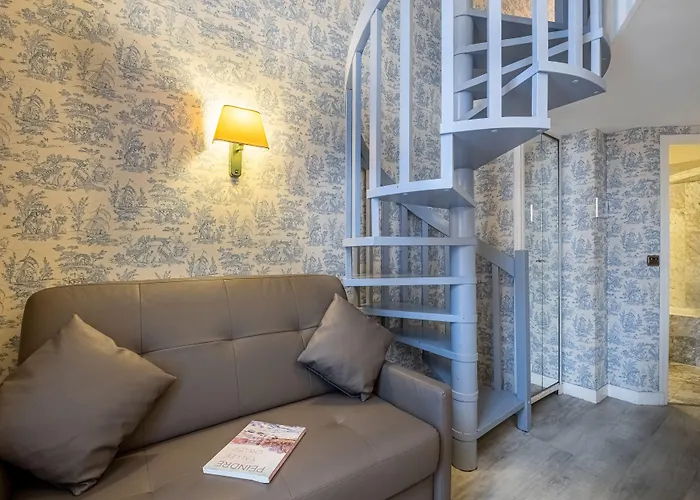 Hotel Baudelaire Opera