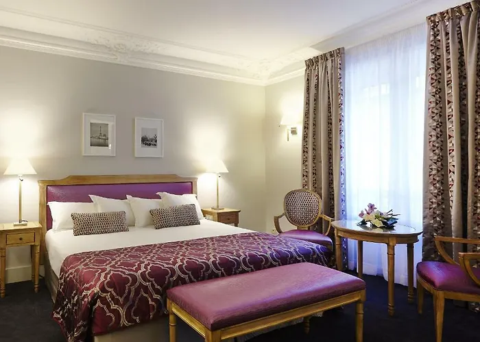 Royal Hotel Paris Champs Elysees